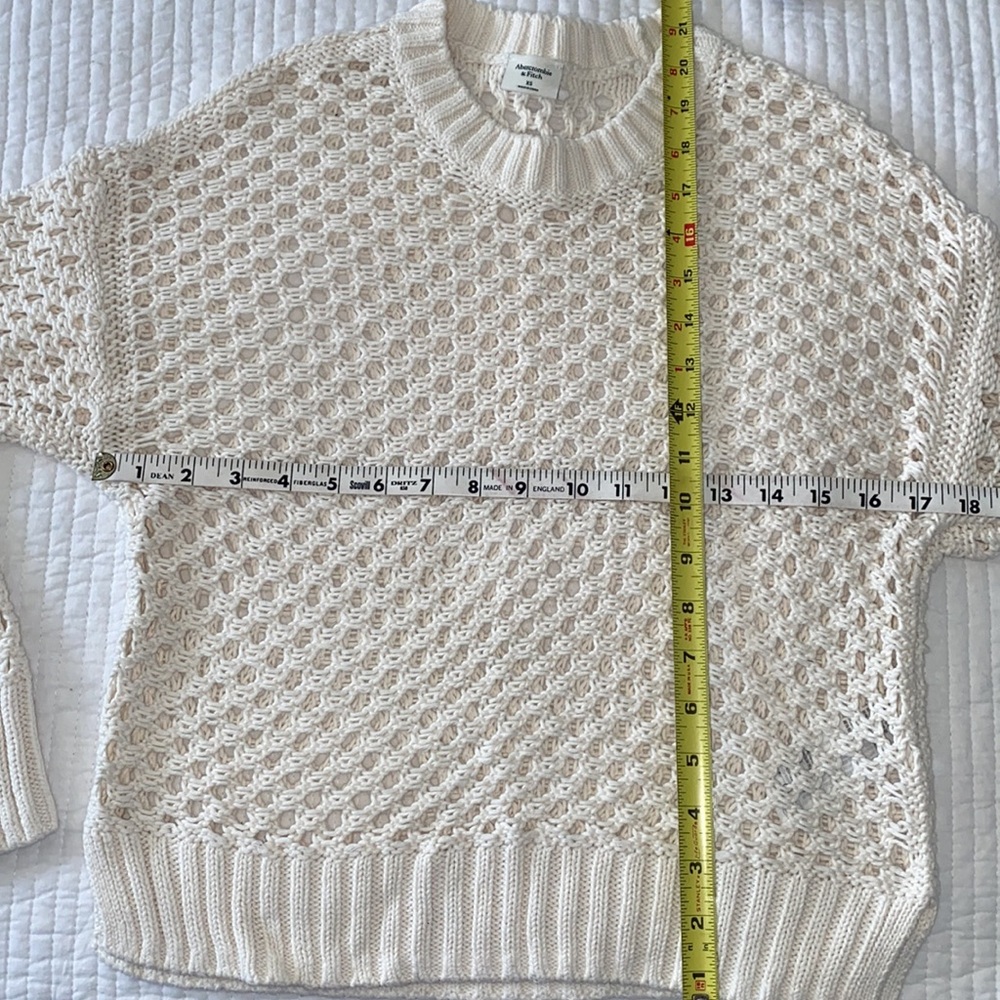 Abercrombie Long-Sleeve Crochet Mesh Knit Crew Top Sweater NWOT - Picture 11 of 11